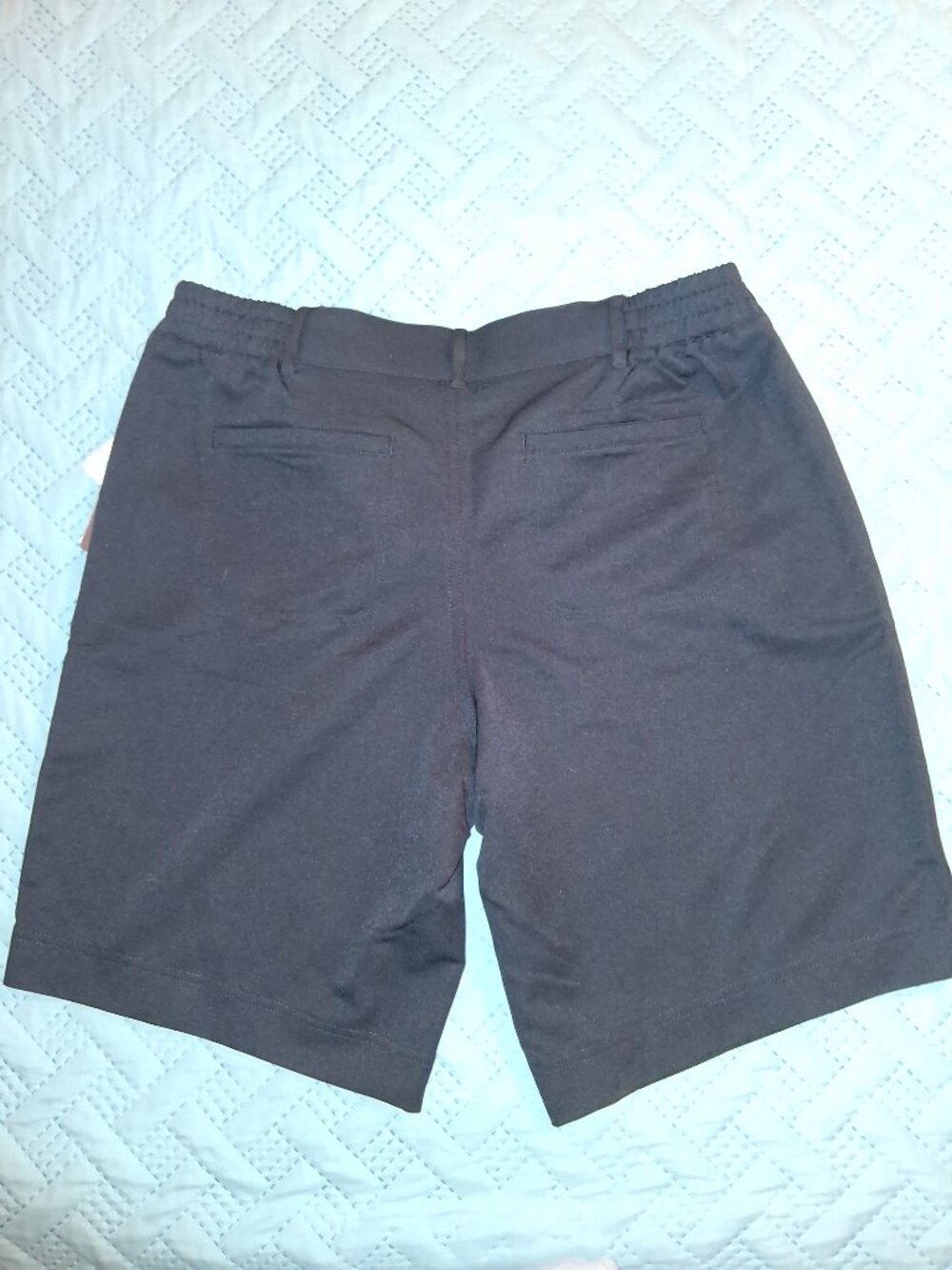 NEW 32 Degrees Black Women's Shorts-size M - Picture 2 of 7